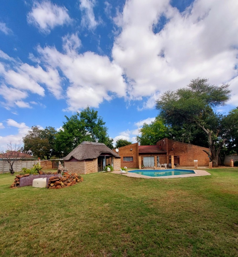 4 Bedroom Property for Sale in Orkney North West